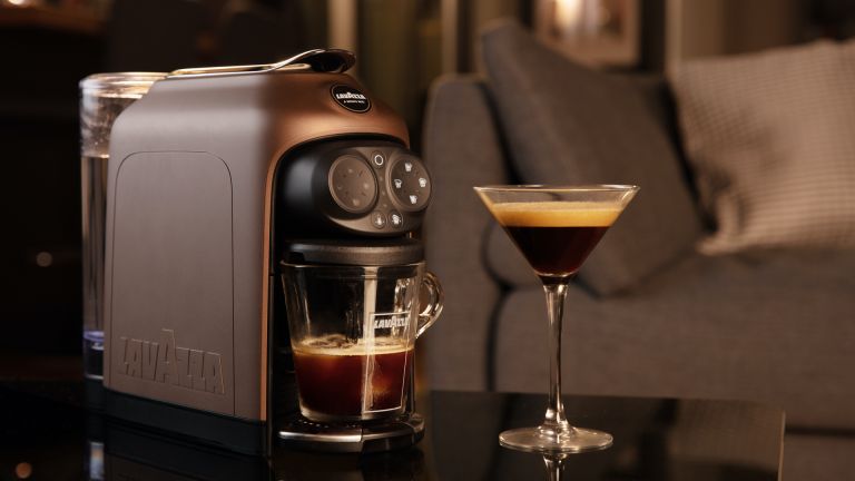 The guides of cleaning your capsule coffee machine