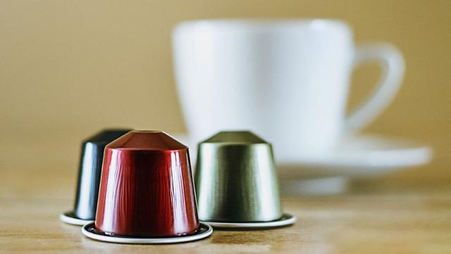 This is the correct way to use coffee capsules!